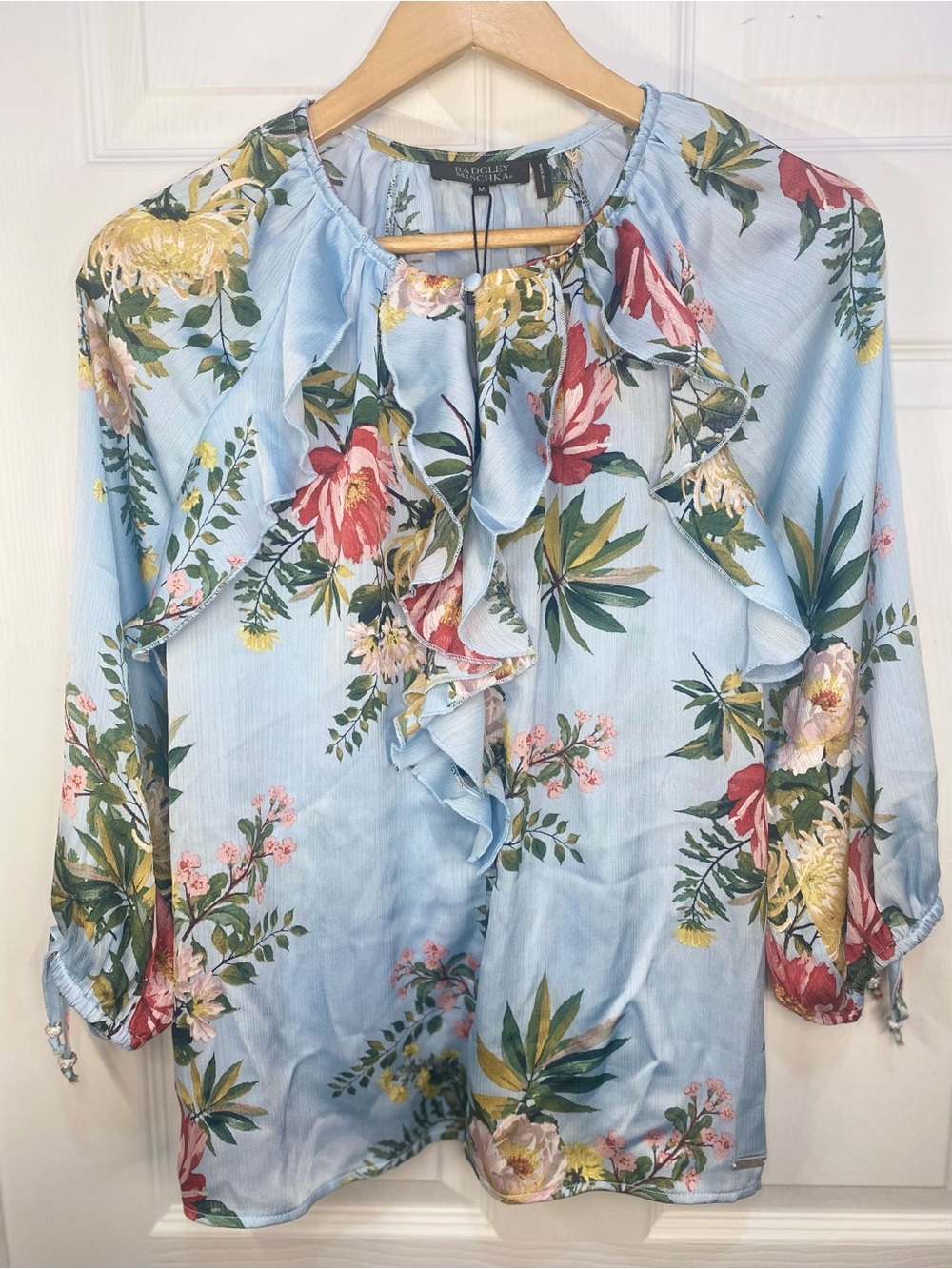 Badgley Mischka NWT Medium Light Blue Floral Ruffle Long Sleeve Blouse